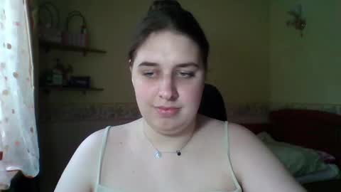 Snapshot of hess_luna_ chatting on June 3, 2026, 9:12 am hess_luna_ online show from June 3, 2026, 9:12 am