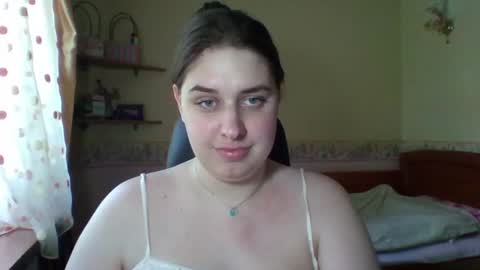 Snapshot of hess_luna_ chatting on June 8, 2026, 9:09 am hess_luna_ online show from June 8, 2026, 9:09 am