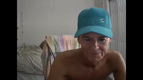 hewes1 online show from September 18, 2025, 11:18 pm