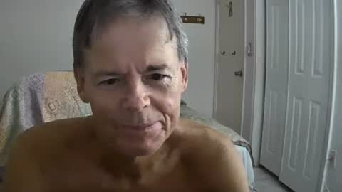 hewes1 online show from September 29, 2025, 9:36 am