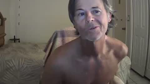 hewes1 online show from April 17, 2026, 9:56 am