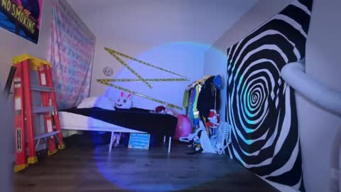 salem online show from October 6, 2025, 2:53 am