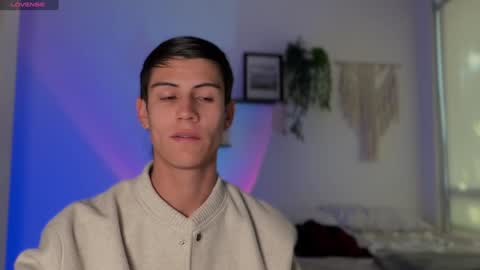 hey_cesard online show from December 4, 2024, 4:05 pm