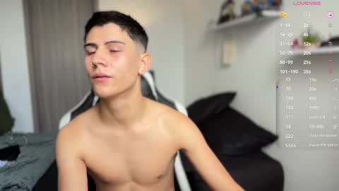 hey_cesard online show from October 4, 2025, 3:54 pm