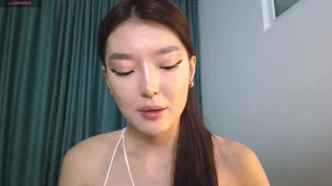 Audrey online show from November 22, 2025, 2:38 pm