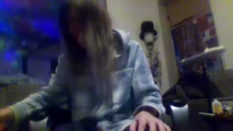 hey_mikky online show from April 10, 2026, 6:51 am