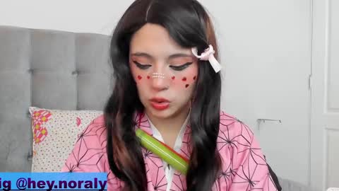 Noraly  online show from February 14, 2025, 2:12 pm