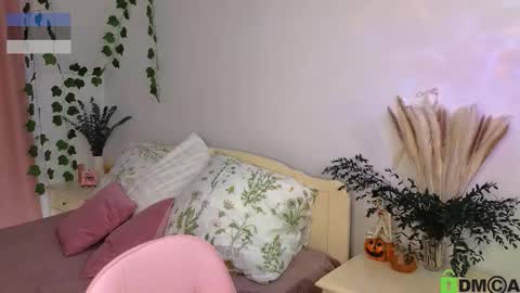 Snapshot of hey_olivia chatting on November 23, 2025, 7:30 am hey_olivia online show from November 23, 2025, 7:30 am