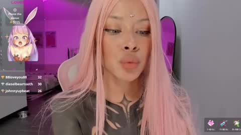 Snapshot of heybambino_ chatting on January 25, 2025, 7:38 am Bambi.....Help me get 100 likes in the satisfaction bar. online show from January 25, 2025, 7:38 am