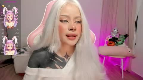 Snapshot of heybambino_ chatting on October 26, 2025, 4:51 am Bambi.....Help me get 100 likes in the satisfaction bar. online show from October 26, 2025, 4:51 am