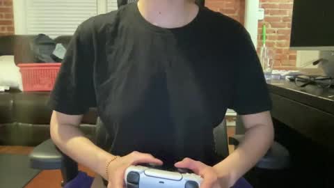 Snapshot of heybluebabe chatting on March 5, 2025, 3:08 am Blue online show from March 5, 2025, 3:08 am