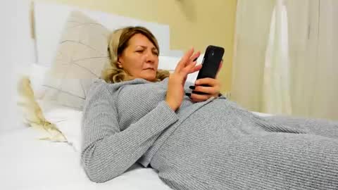 Heyheygrey online show from February 14, 2025, 1:08 pm