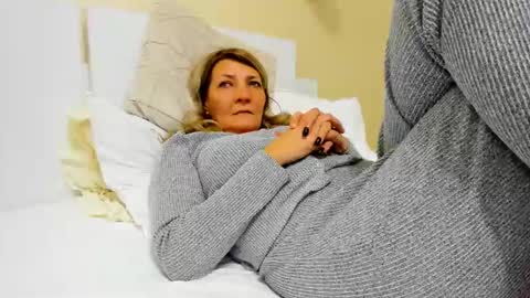 Heyheygrey online show from February 14, 2025, 4:09 pm