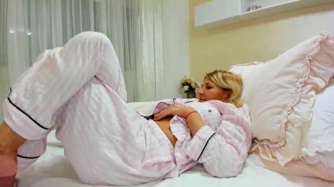 Heyheygrey online show from March 9, 2025, 7:48 pm