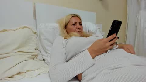 Heyheygrey online show from September 18, 2025, 7:49 pm