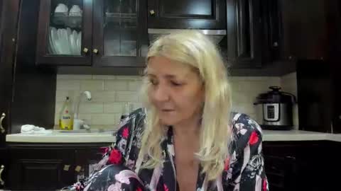 Heyheygrey online show from October 4, 2025, 4:10 am