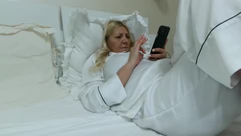 Heyheygrey online show from February 26, 2026, 4:06 pm