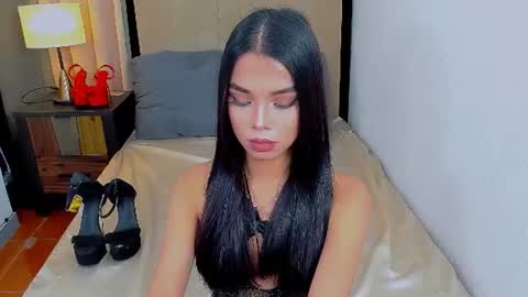 Snapshot of heyitsafira chatting on July 6, 2026, 2:14 pm SAFIRA 3 online show from July 6, 2026, 2:14 pm