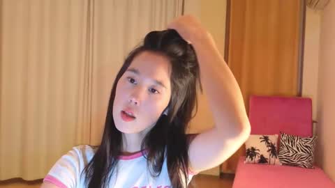 Snapshot of heyitsnaomi chatting on September 21, 2025, 6:31 pm Naomi online show from September 21, 2025, 6:31 pm