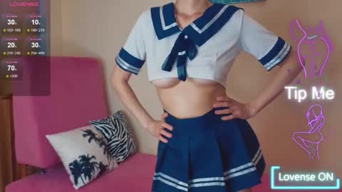 Snapshot of heyitsnaomi chatting on November 27, 2025, 5:20 am Naomi online show from November 27, 2025, 5:20 am