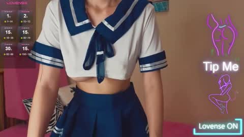 Snapshot of heyitsnaomi chatting on December 4, 2025, 3:49 am Naomi online show from December 4, 2025, 3:49 am