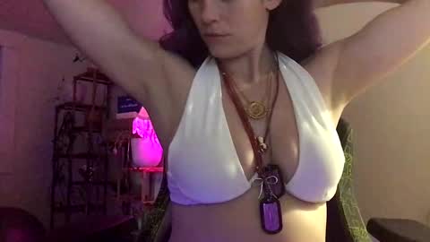 FlexieFae online show from January 9, 2025, 5:13 am