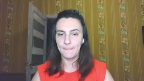Snapshot of heyy_baddie chatting on June 28, 2026, 7:03 am Heyy baddie online show from June 28, 2026, 7:03 am