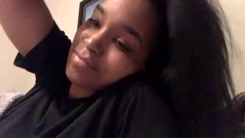 Snapshot of heyyou301990 chatting on November 6, 2025, 11:04 pm heyyou301990 online show from November 6, 2025, 11:04 pm