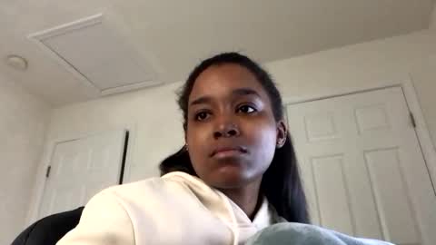 Snapshot of heyyou301990 chatting on November 21, 2025, 2:27 pm heyyou301990 online show from November 21, 2025, 2:27 pm