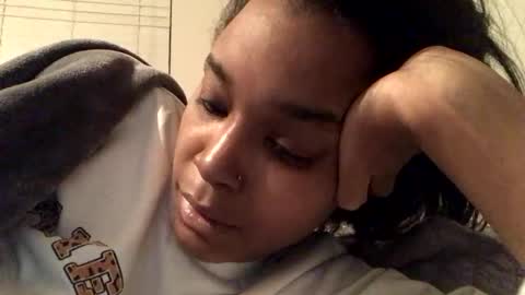 Snapshot of heyyou301990 chatting on December 14, 2025, 12:49 am heyyou301990 online show from December 14, 2025, 12:49 am