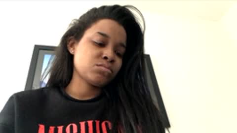 Snapshot of heyyou301990 chatting on February 2, 2026, 6:28 pm heyyou301990 online show from February 2, 2026, 6:28 pm