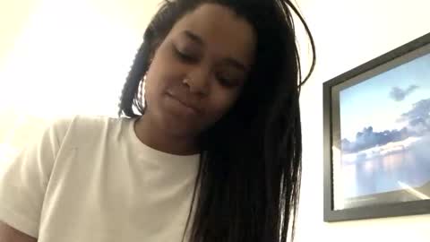 Snapshot of heyyou301990 chatting on February 14, 2026, 6:48 pm heyyou301990 online show from February 14, 2026, 6:48 pm