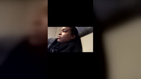 Snapshot of heyyou301990 chatting on February 26, 2026, 1:15 am heyyou301990 online show from February 26, 2026, 1:15 am