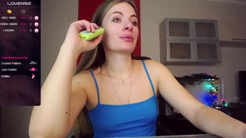 Lina online show from January 30, 2025, 8:01 am