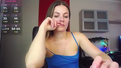 Lina online show from February 28, 2025, 11:03 am