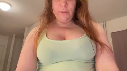 hichemlacoste333 online show from November 26, 2025, 3:13 pm