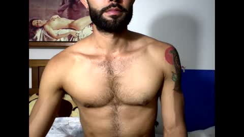 hideonbush online show from December 5, 2025, 3:26 am