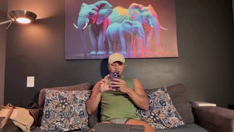 Terry and E online show from March 9, 2025, 1:56 am