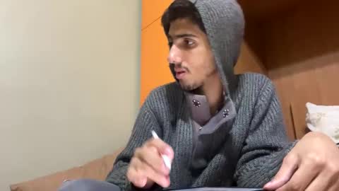 Snapshot of hihi9697 chatting on January 15, 2025, 3:18 pm hihi9697 online show from January 15, 2025, 3:18 pm