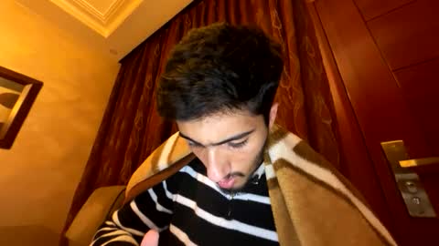 Snapshot of hihi9697 chatting on February 22, 2026, 12:34 am hihi9697 online show from February 22, 2026, 12:34 am