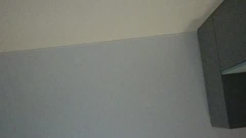 HIHIKA online show from April 19, 2026, 6:32 pm