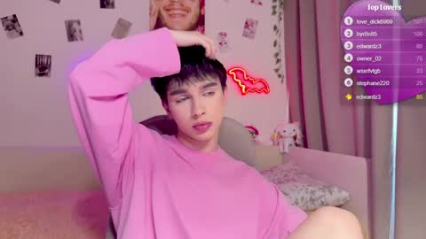 twinkvadusha online show from April 15, 2026, 10:55 am