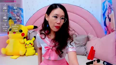 Hikori online show from March 10, 2025, 1:45 am