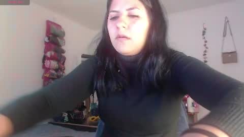 Snapshot of hilari18 chatting on June 20, 2026, 6:11 pm hilaril18 online show from June 20, 2026, 6:11 pm