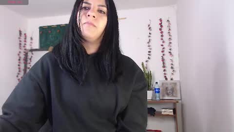 Snapshot of hilari18 chatting on July 9, 2026, 6:01 pm hilaril18 online show from July 9, 2026, 6:01 pm