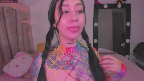Snapshot of hilary_jones_22 chatting on May 9, 2026, 12:49 am LUNA new account FOLLOW ME online show from May 9, 2026, 12:49 am
