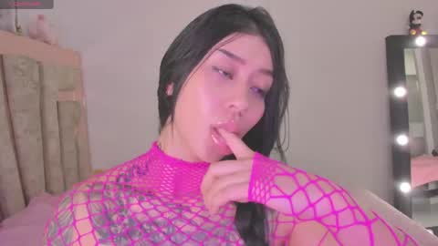 Snapshot of hilary_jones_22 chatting on May 10, 2026, 10:37 pm LUNA new account FOLLOW ME online show from May 10, 2026, 10:37 pm