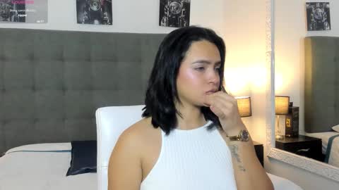 Snapshot of hilary_tailor chatting on March 3, 2026, 11:16 am hilary_tailor online show from March 3, 2026, 11:16 am