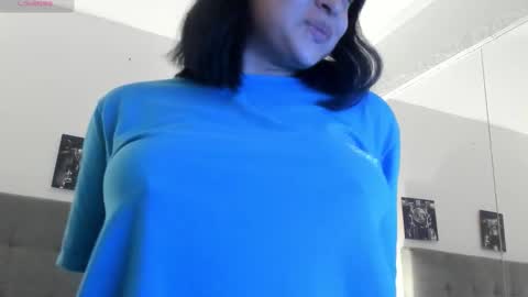 Snapshot of hilary_tailor chatting on March 5, 2026, 10:55 am hilary_tailor online show from March 5, 2026, 10:55 am