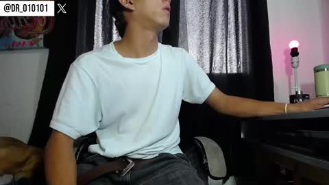 Snapshot of hill_and_jack chatting on November 4, 2025, 7:46 pm Hill and Jack online show from November 4, 2025, 7:46 pm